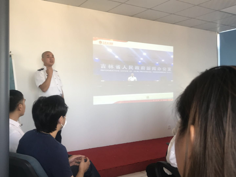 019药业公司发展消防知识专题培训_副本.jpg 019药业公司发展消防知识专题培训_副本.jpg