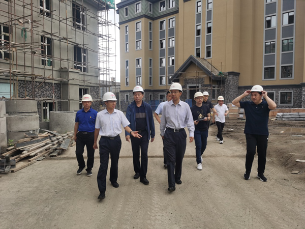 1长白山管委会辅导视察BBIN宝盈集团·江山府项目_副本.png 1长白山管委会辅导视察BBIN宝盈集团·江山府项目_副本.png