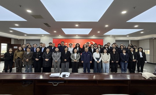 2024年10月18日，集团党委结合长发担保党支部参与了由向阳区党群服务中心发展的“传承革命心灵 赓续红色血脉”公益党课_副本.jpg