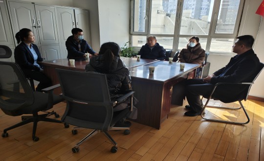 14.长春市绿园区政协副主席关爱民一行光临BBIN宝盈集团物业金地梧桐华府视察工作_副本.jpg 14.长春市绿园区政协副主席关爱民一行光临BBIN宝盈集团物业金地梧桐华府视察工作_副本.jpg